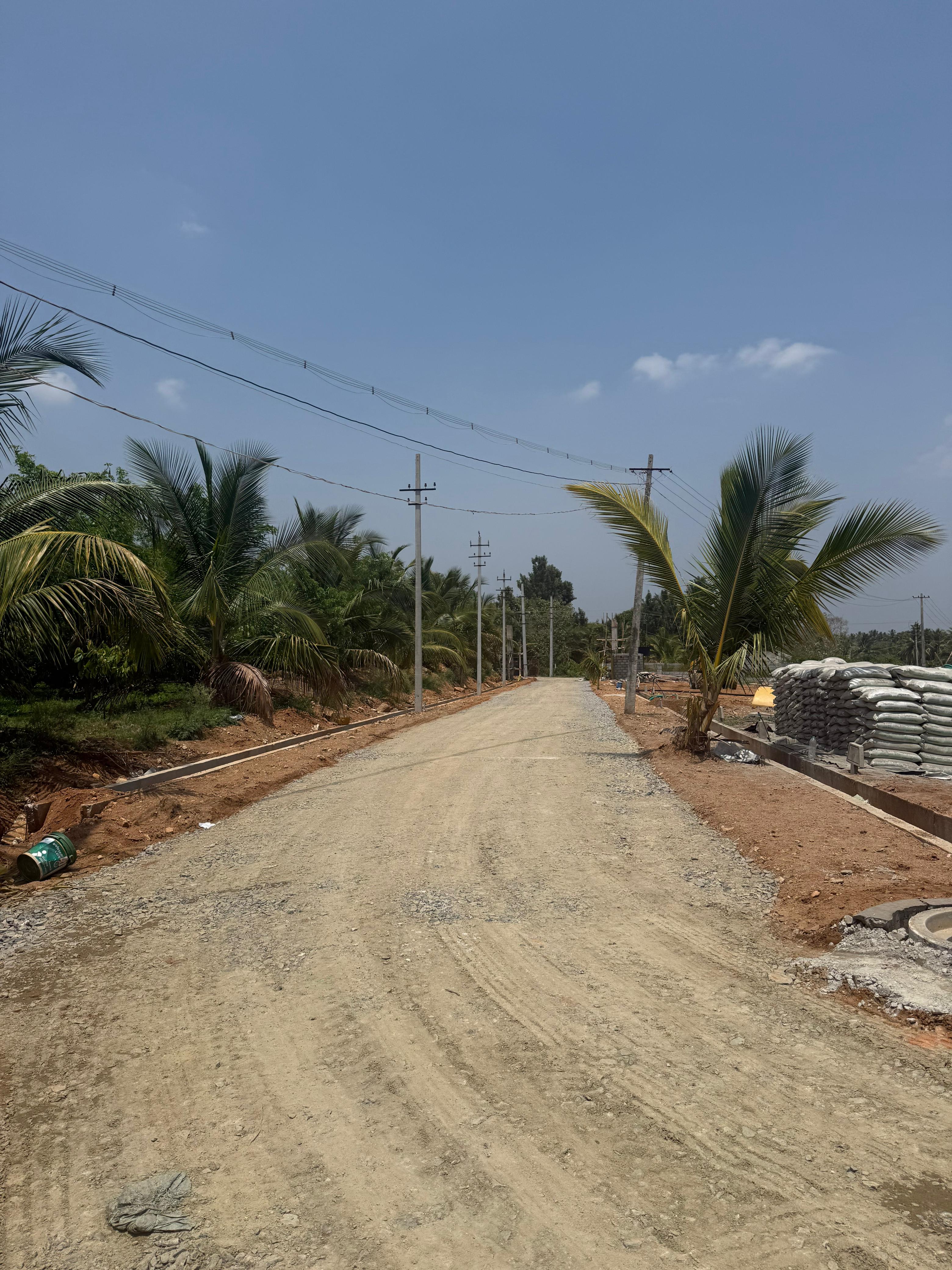 Kalpavruksha Nagara surroundings